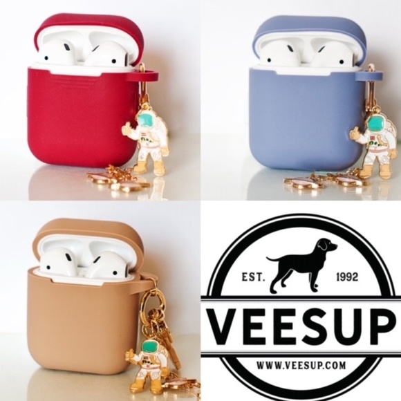 Veesup.com Accessories - SALE! Amazing AirPod Case w/ Astronaut & Planets!